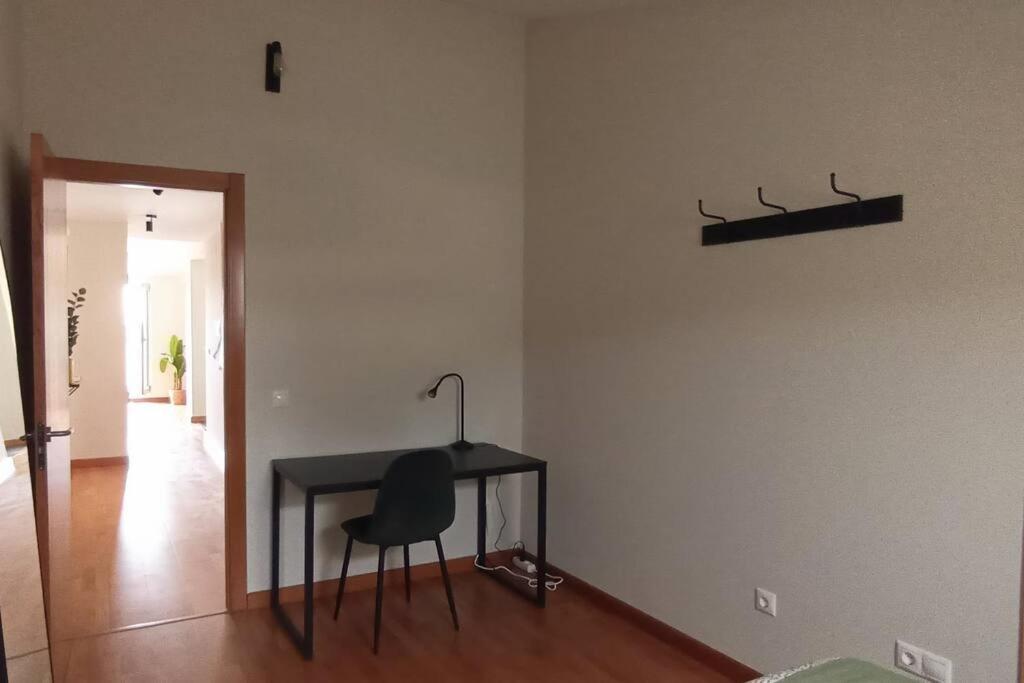 Atico Con Terraza Y Vistas *