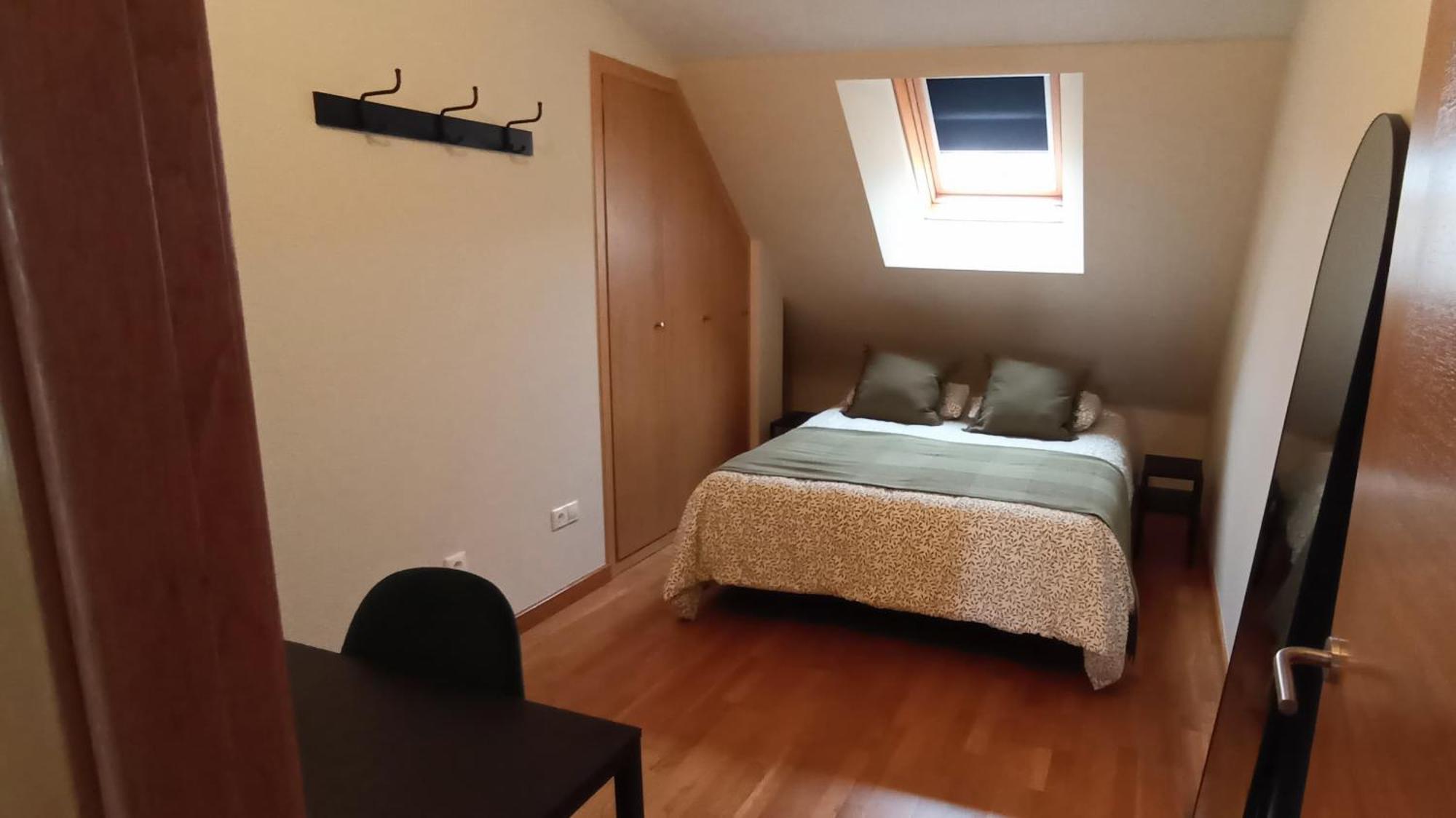 Atico Con Terraza Y Vistas